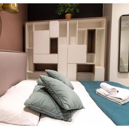 Apartment Saint Germain Des Pres By Studio Prestige Paris Bagian luar foto