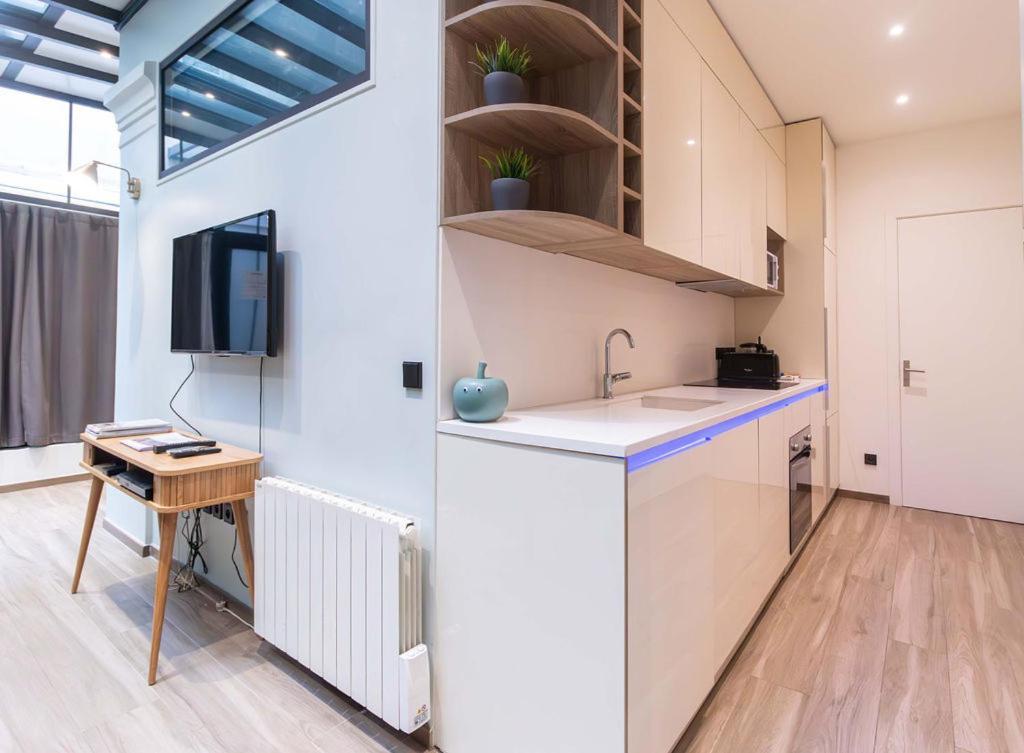 Apartment Saint Germain Des Pres By Studio Prestige Paris Bagian luar foto