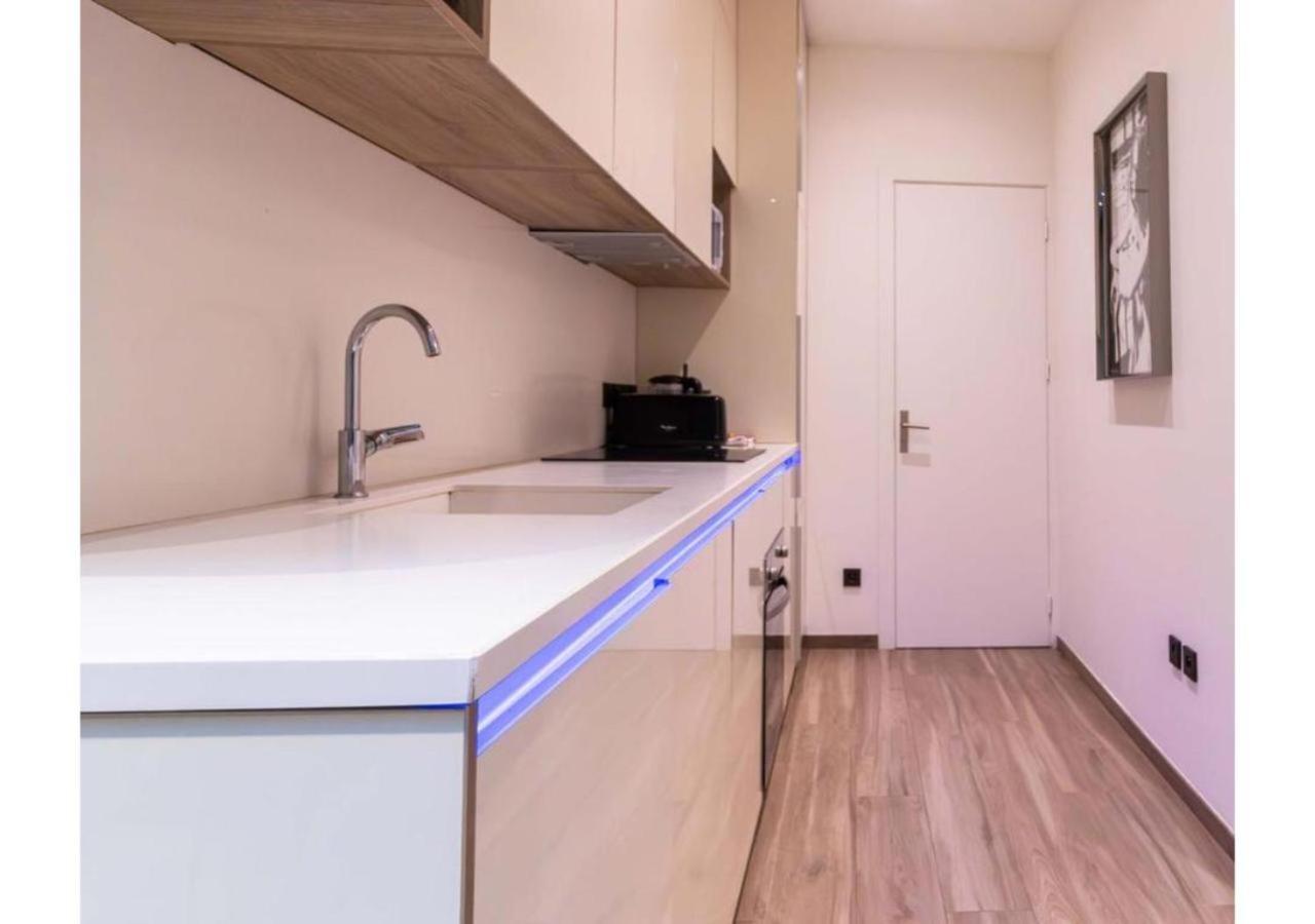 Apartment Saint Germain Des Pres By Studio Prestige Paris Bagian luar foto