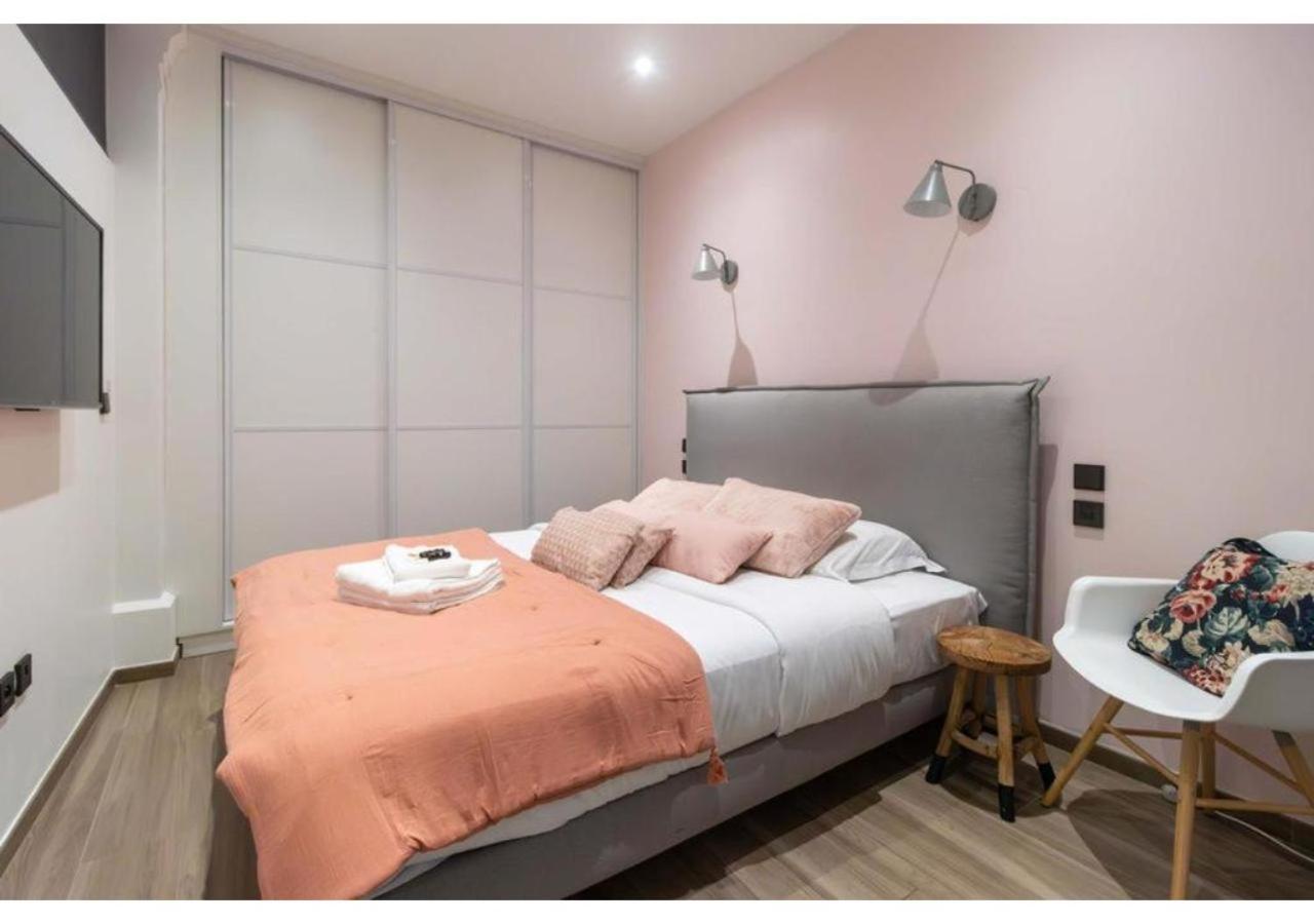 Apartment Saint Germain Des Pres By Studio Prestige Paris Bagian luar foto