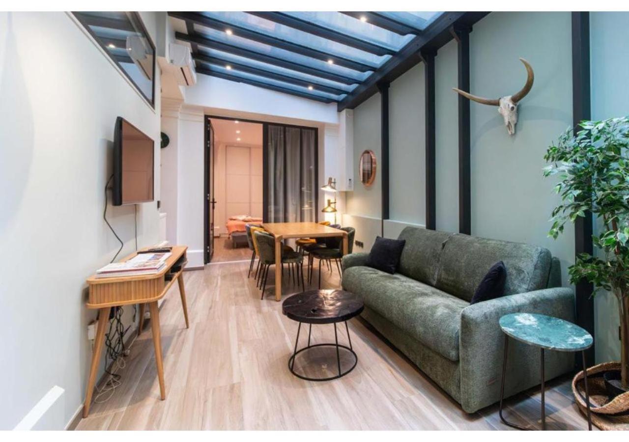 Apartment Saint Germain Des Pres By Studio Prestige Paris Bagian luar foto